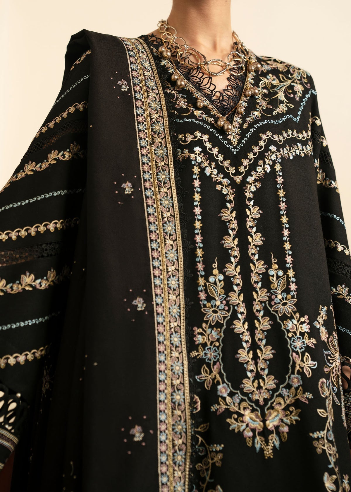 Kanwal Malik | Gulana Winter 25 | Malala - House Of Hania