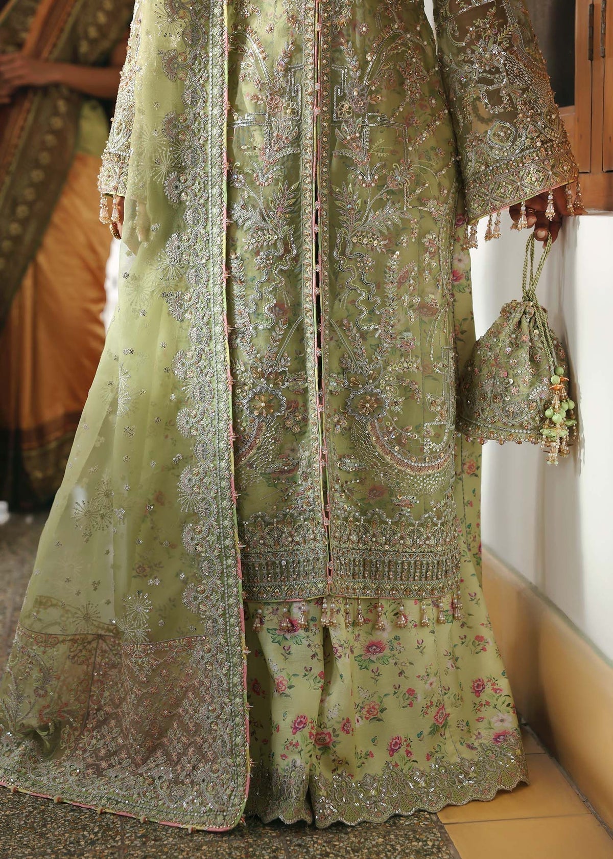 Kanwal Malik | Maahi Festive 25 | Pakiza - House Of Hania