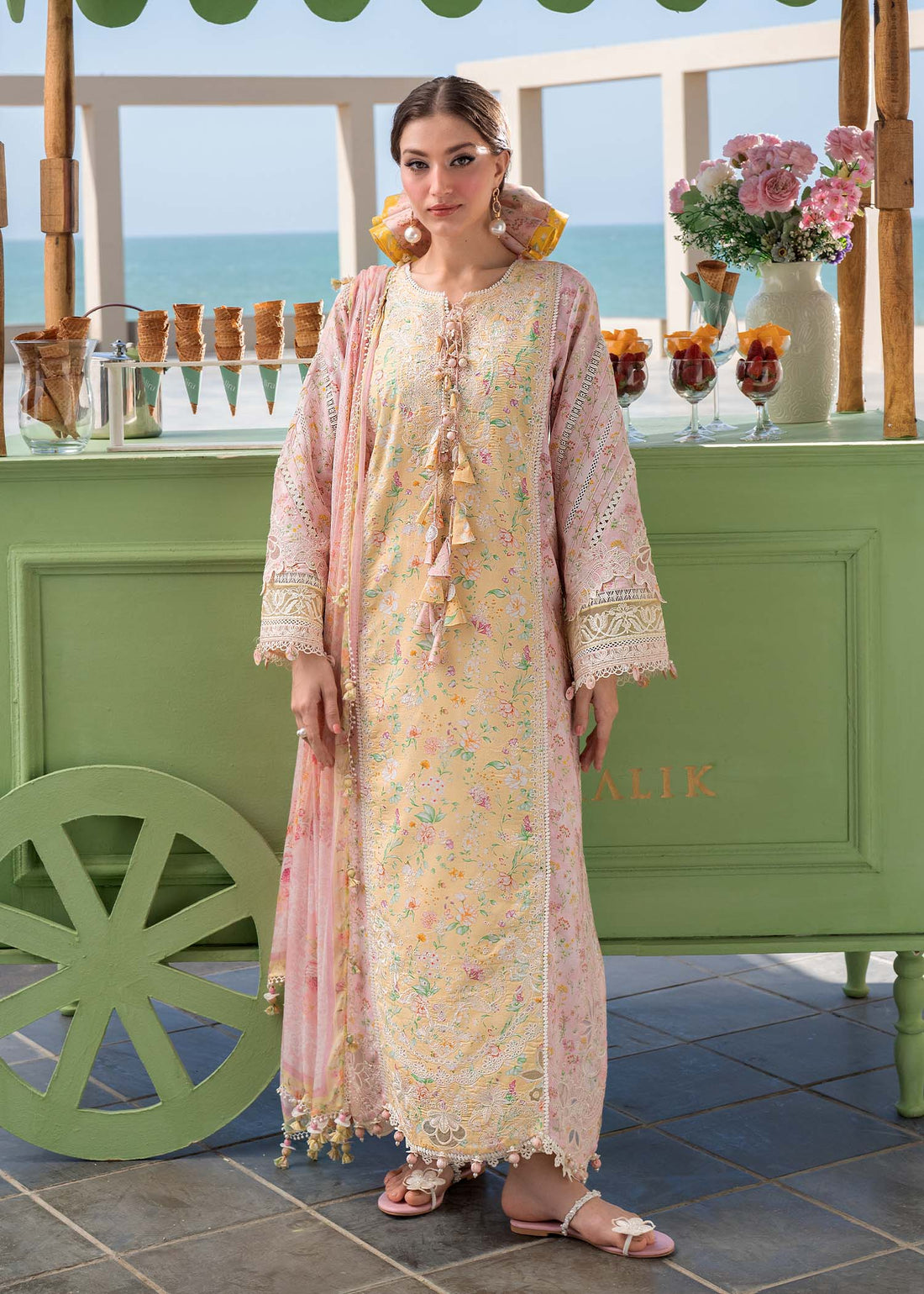 Kanwal Malik | Mira Summer Lawn 26 | Milaa - House Of Hania