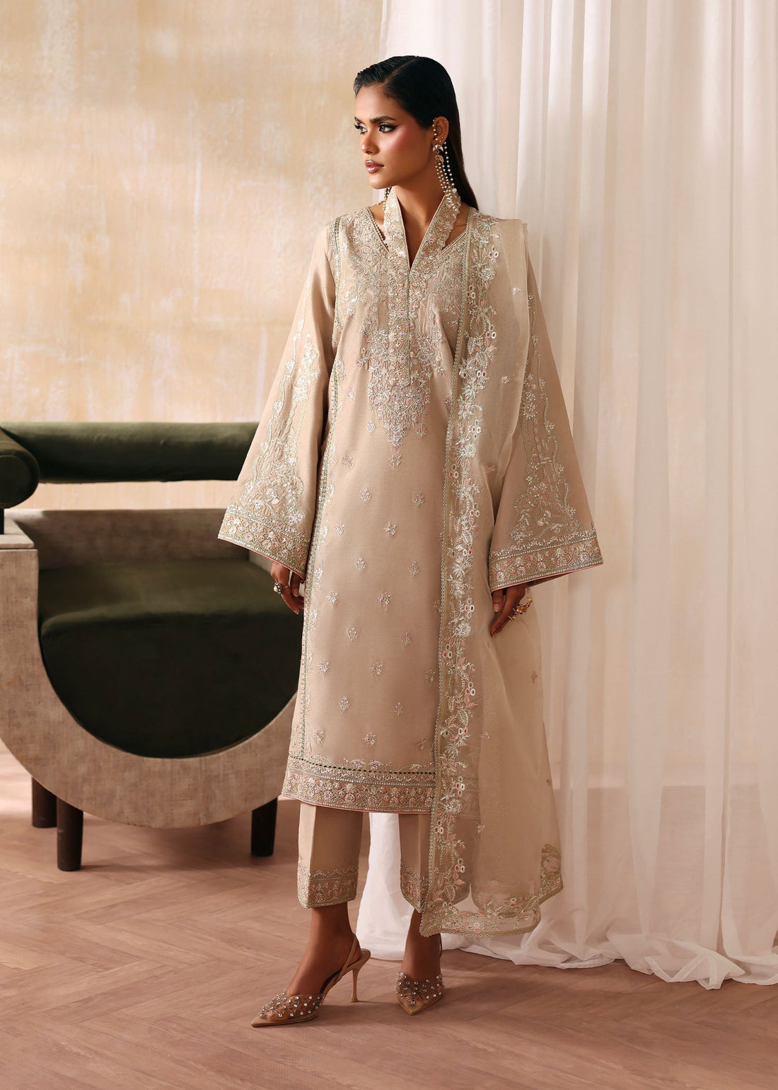 Kanwal Malik | Rea Luxury Pret'26 | Hooria - House Of Hania