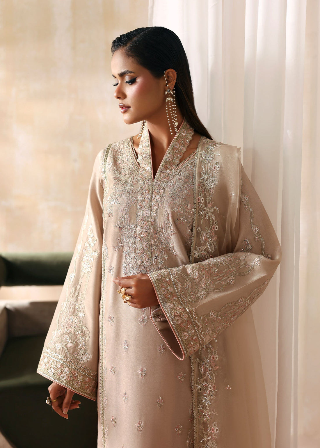 Kanwal Malik | Rea Luxury Pret'26 | Hooria - House Of Hania