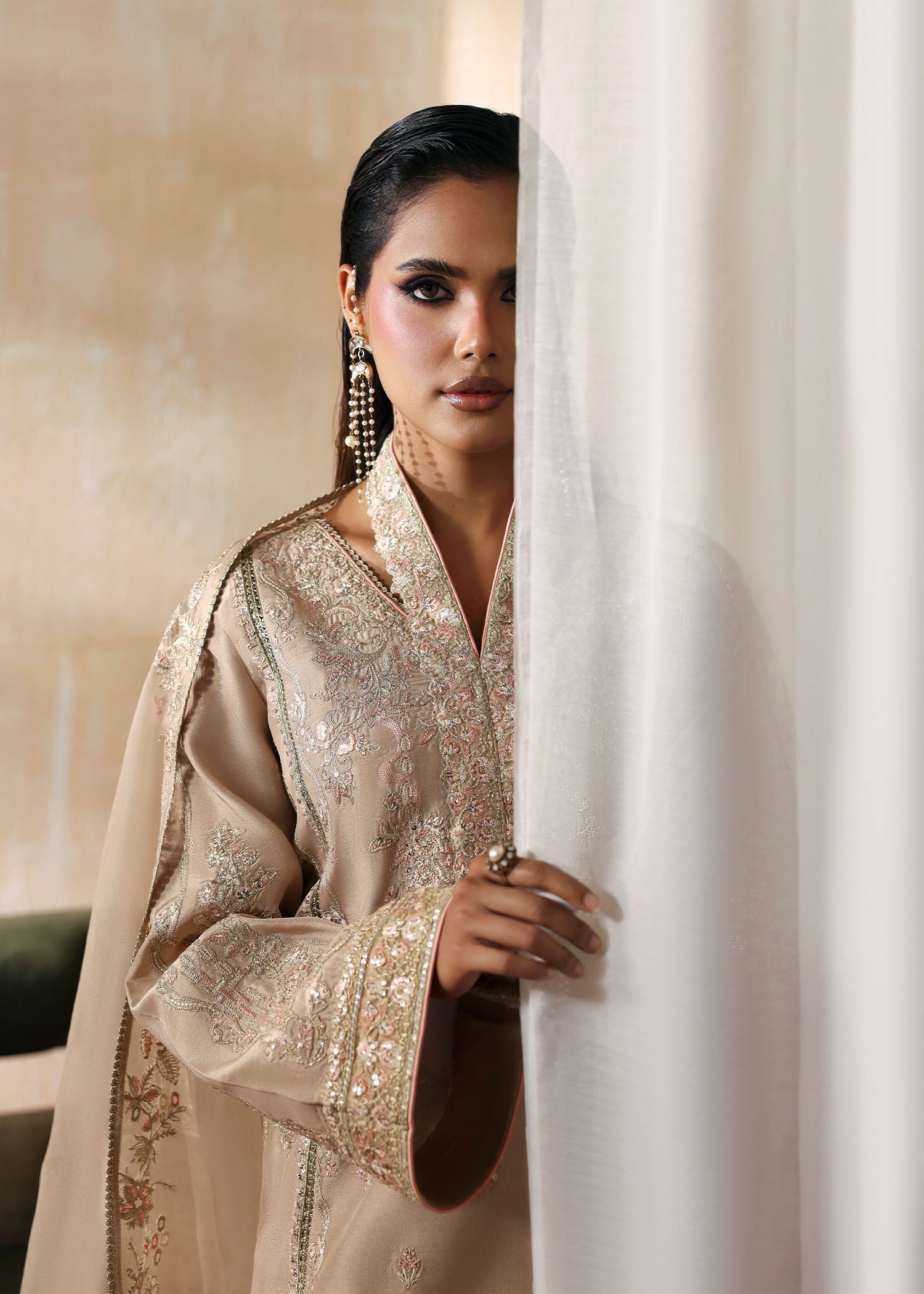 Kanwal Malik | Rea Luxury Pret'26 | Hooria - House Of Hania