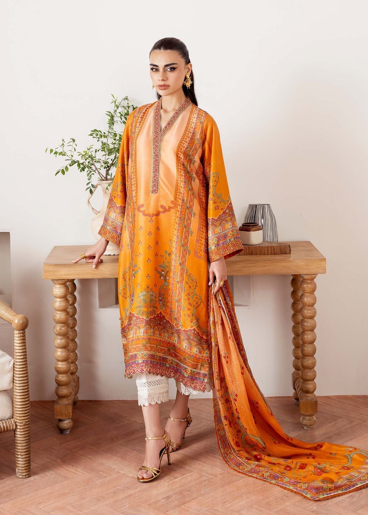 Kanwal Malik | Rosalia Silk Eid 25 | Kira - House Of Hania
