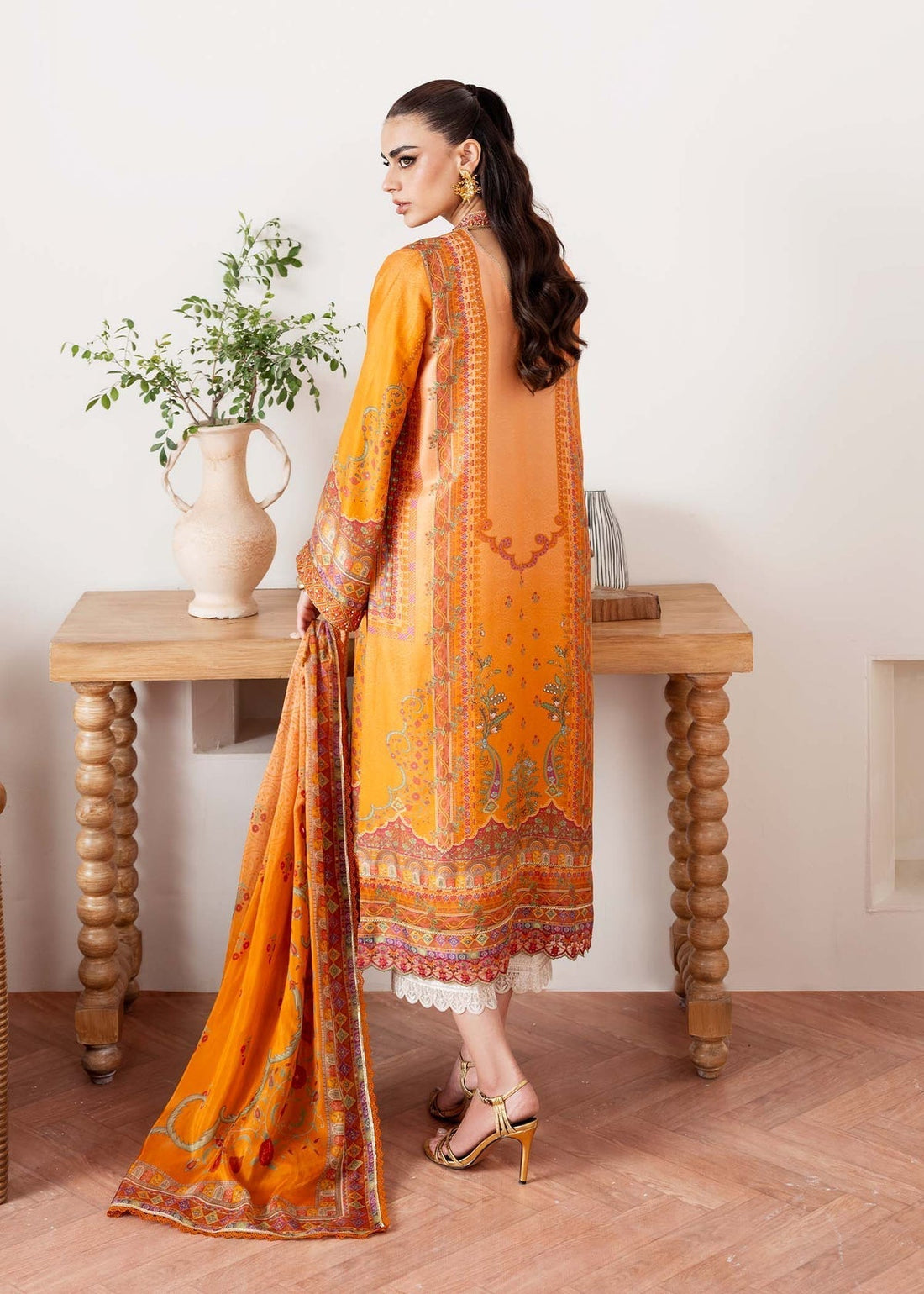 Kanwal Malik | Rosalia Silk Eid 25 | Kira - House Of Hania