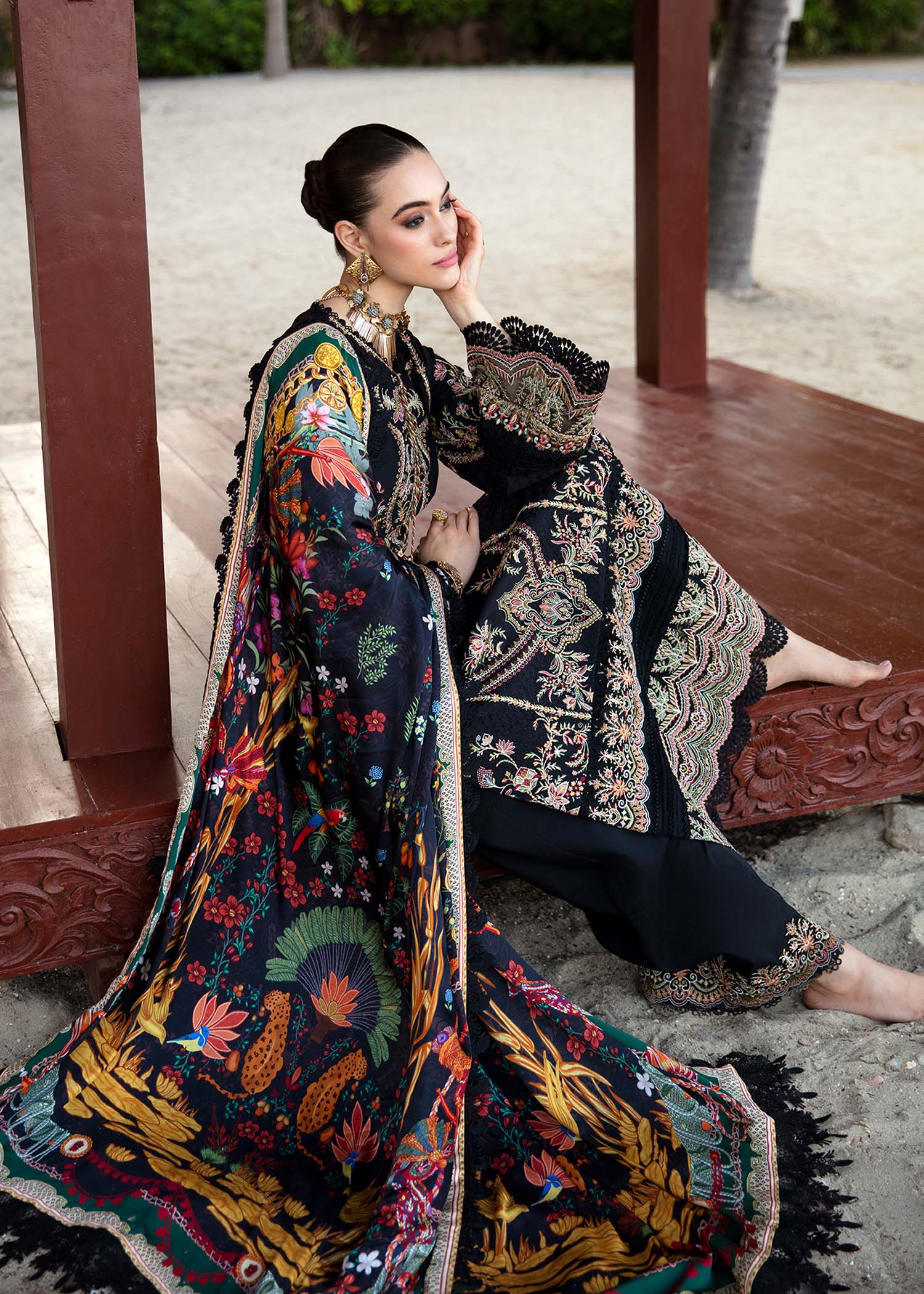 Kanwal Malik | Sareen Luxury Lawn 24 | Gloria - House Of Hania