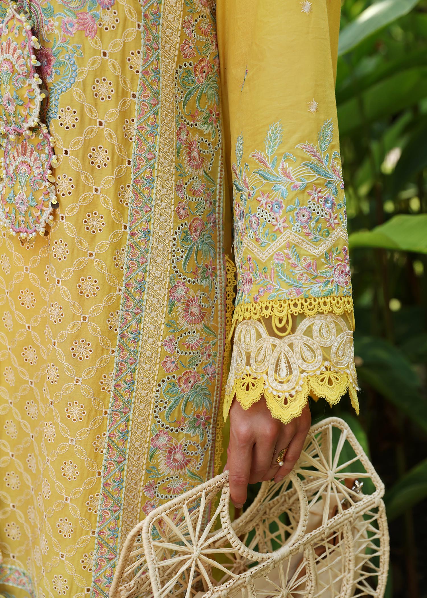 Kanwal Malik | Sareen Luxury Lawn 24 | Vanessa - House Of Hania