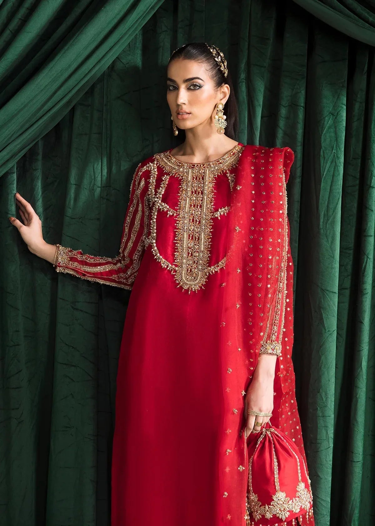 Kanwal Malik | Tesoro Collection | CHARISMA - House Of Hania