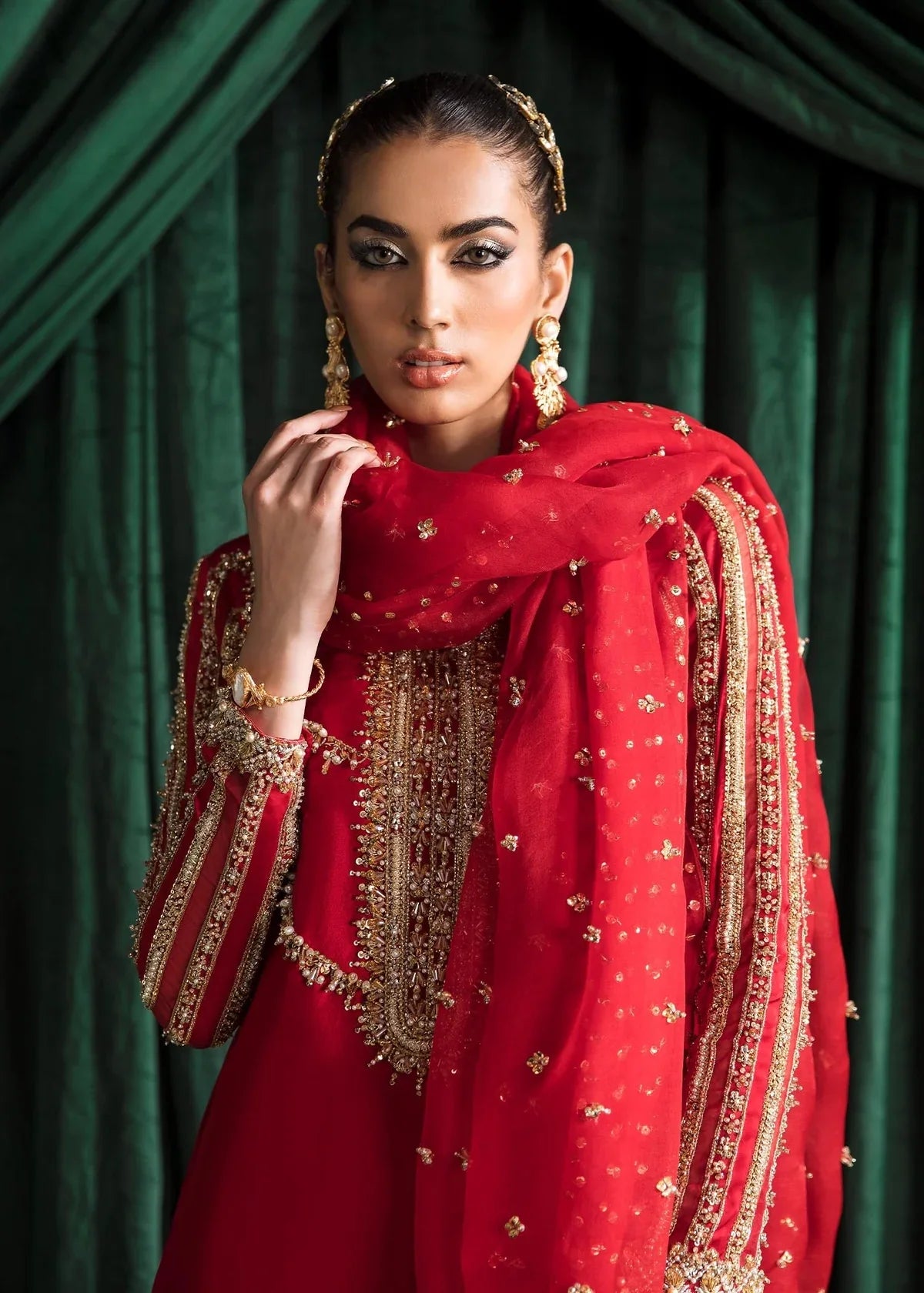 Kanwal Malik | Tesoro Collection | CHARISMA - House Of Hania