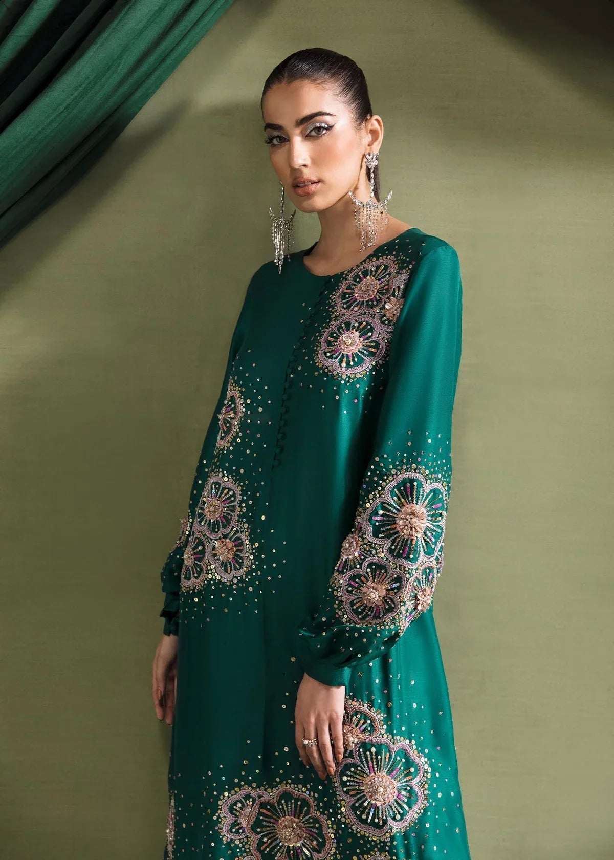 Kanwal Malik | Tesoro Collection | OLIVIA - House Of Hania