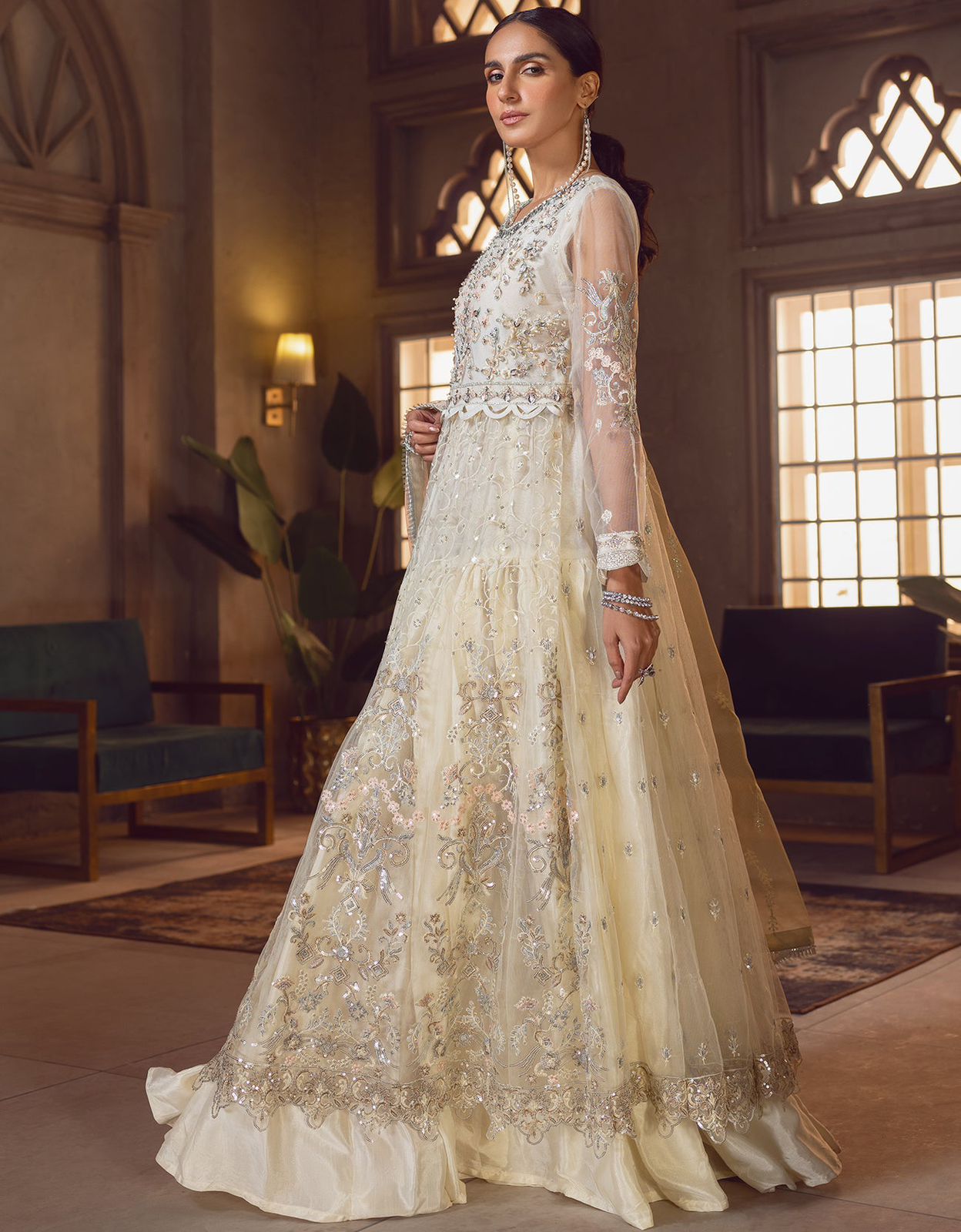 LF-710 - House Of Hania