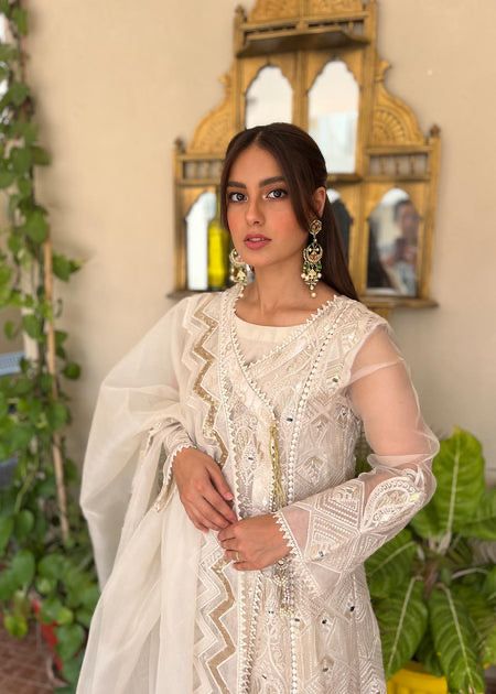 Lily (Ash White) - House Of Hania