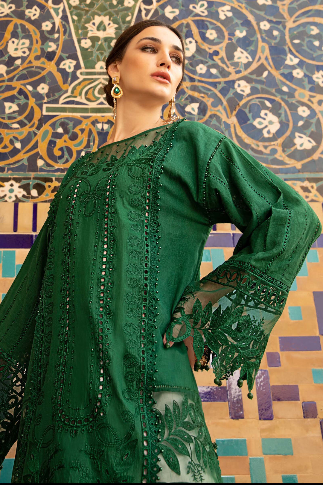 MARIA B EMBROIDED LAWN  D-2310-B - House Of Hania