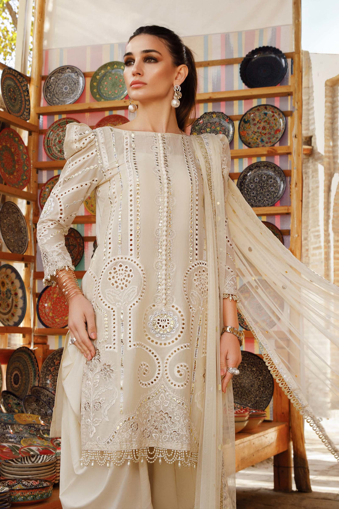 MARIA B EMBROIDED UNSTITCHED LAWN  D-2308-A - House Of Hania