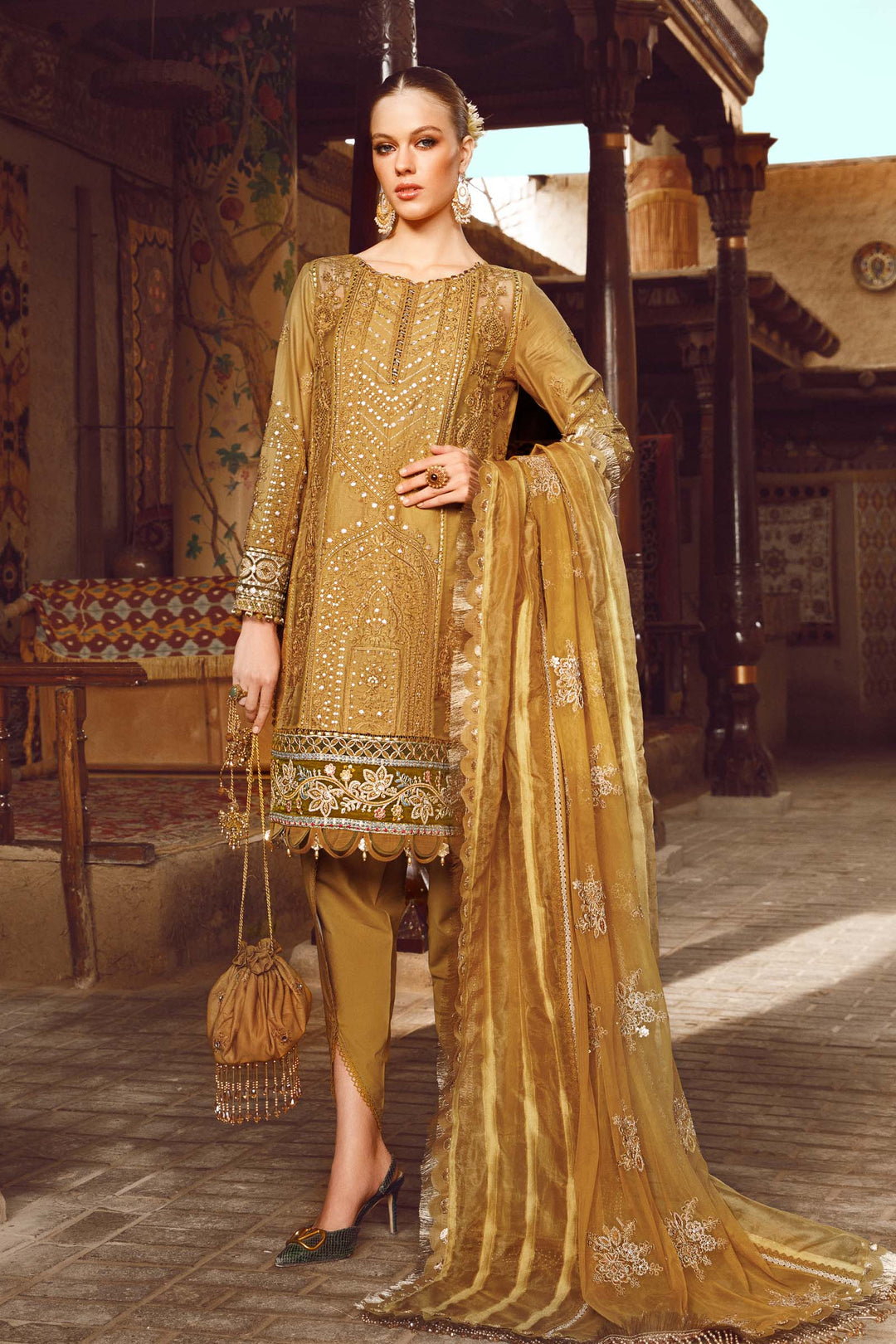 MARIA B EMBROIDED UNSTITCHED LAWN  D-2311-A - House Of Hania