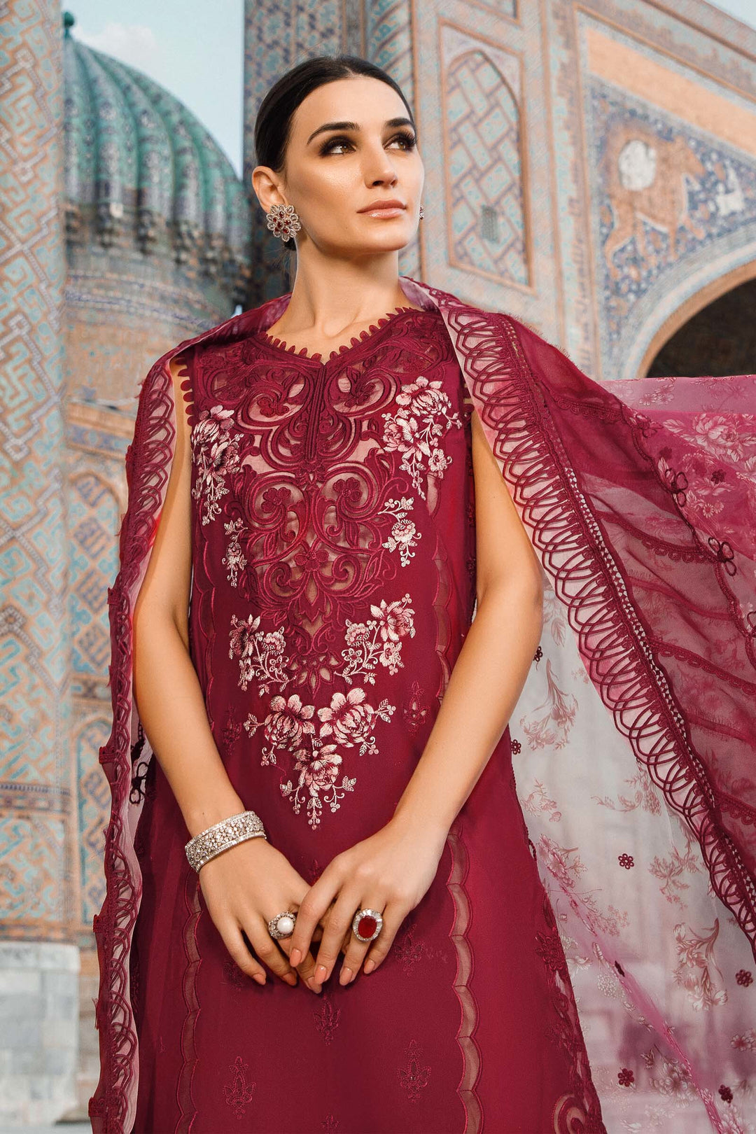 MARIA B EMBROIDED UNSTITCHED LAWN  D-2315-B - House Of Hania