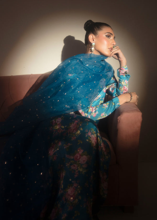MNR | Ankh Macholi Festive Edit | NEELOFAR - House Of Hania