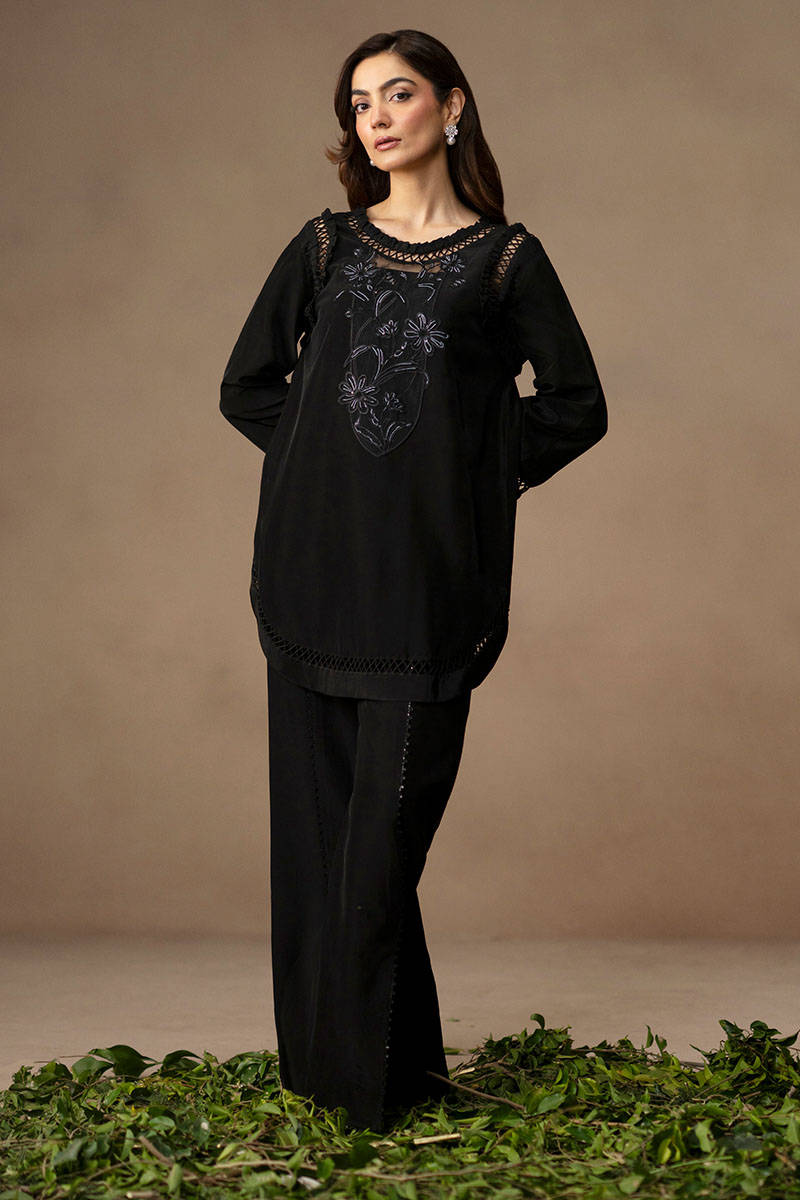 MNR | Chai Coffee Luxury PretS/S25 Vol. 4 | BLACK BRONCHO - House Of Hania