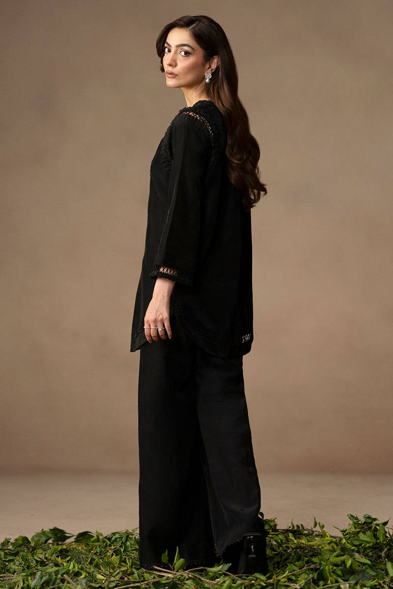 MNR | Chai Coffee Luxury PretS/S25 Vol. 4 | BLACK BRONCHO - House Of Hania