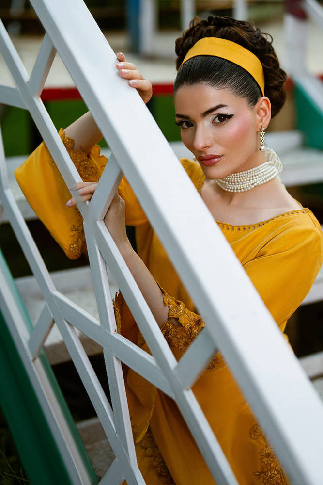 MNR | Chai Coffee Vol 5 - Eid Edit'26 | HONEY GLOW WITH DUPATTA - House Of Hania