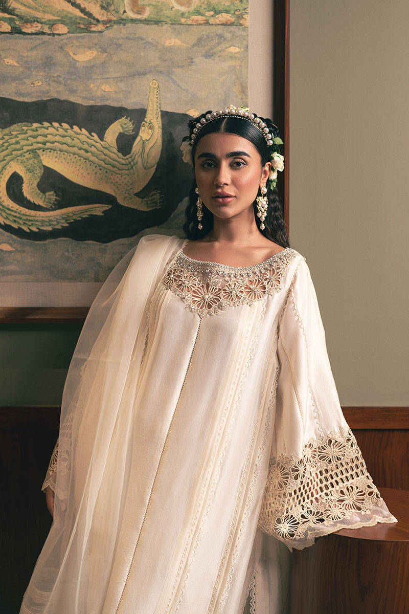 MNR | Chaye Coffee Luxury Pret | Snowy Whisper - House Of Hania