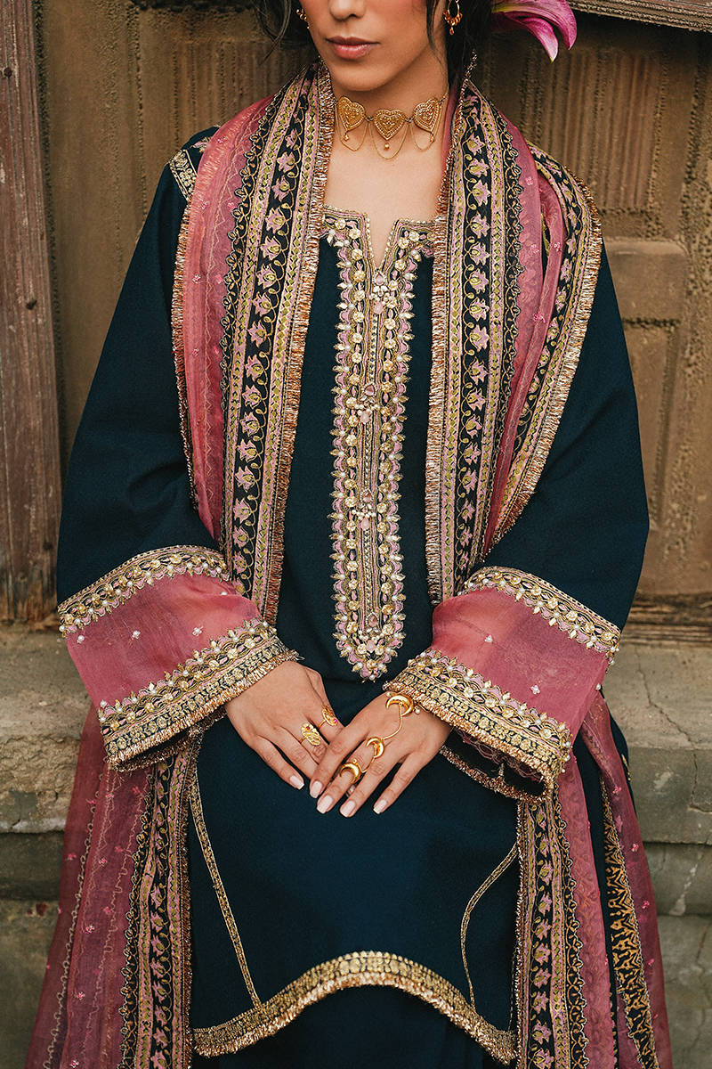 MNR | Farid Manzil Luxury Pret'26 | NEEL-E-RONAK - House Of Hania