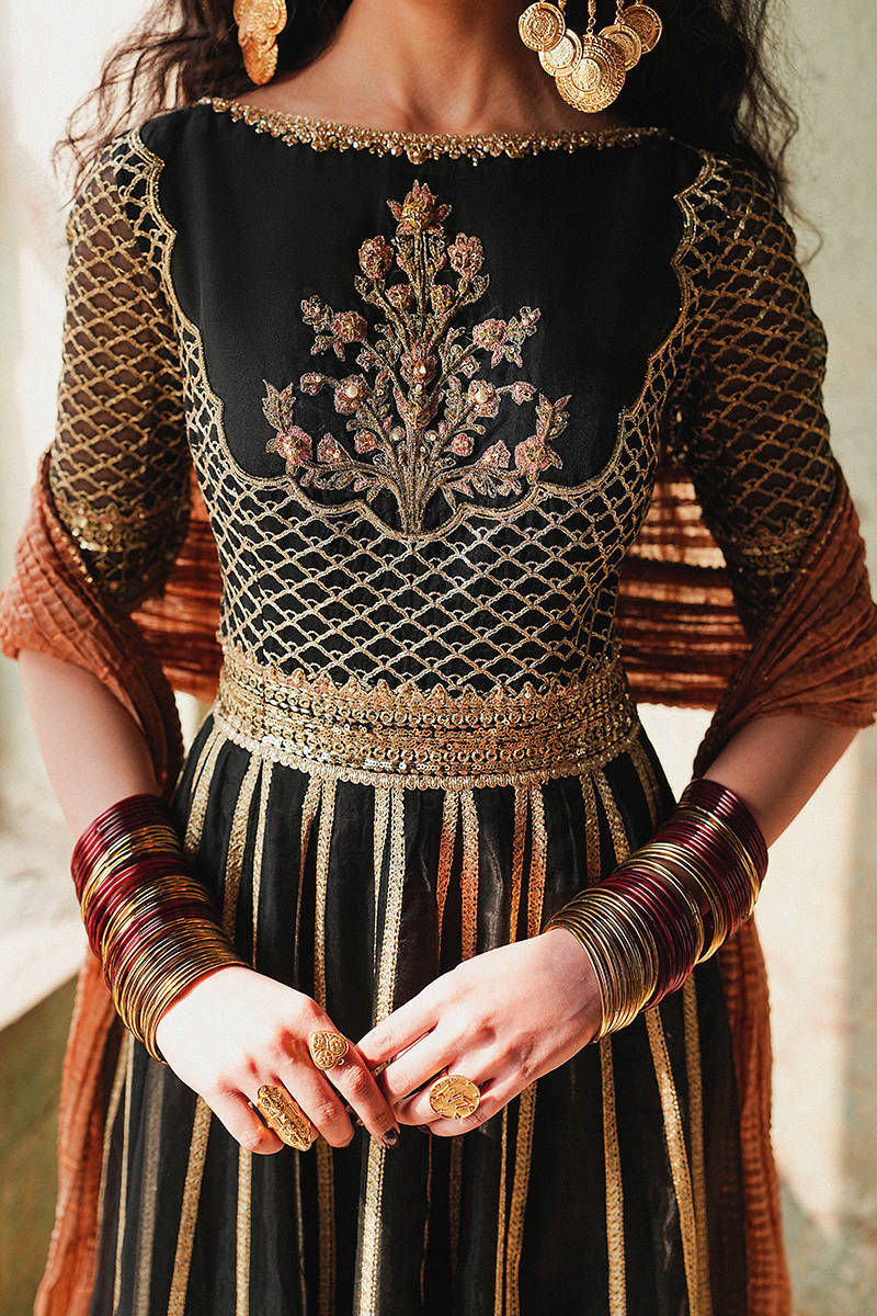 MNR | Farid Manzil Luxury Pret'26 | RONAK-E-CHAMAN - House Of Hania