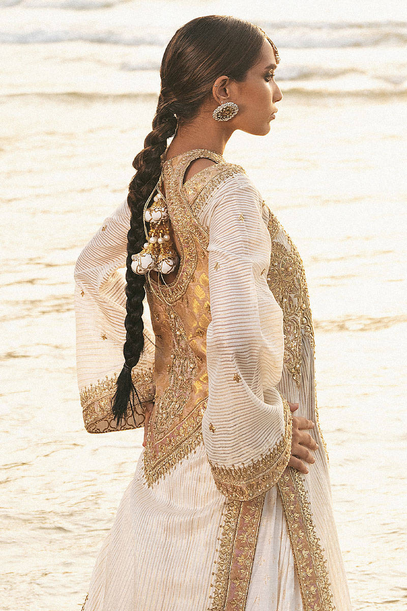 MNR | Gehraiyaan Shaadi Collection | Farida - House Of Hania