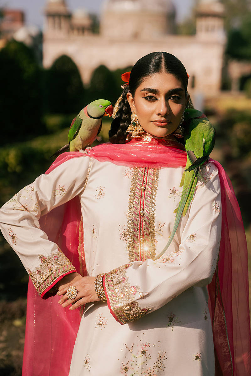 MNR | Guftagu Eid e Bahar | Bayaan - House Of Hania