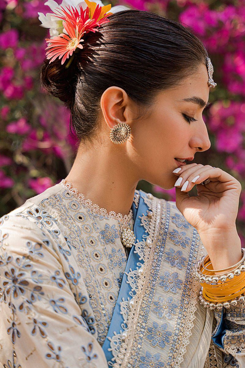 MNR Mohsin Naveed Ranjha Luxury lawn 2023 - House Of Hania