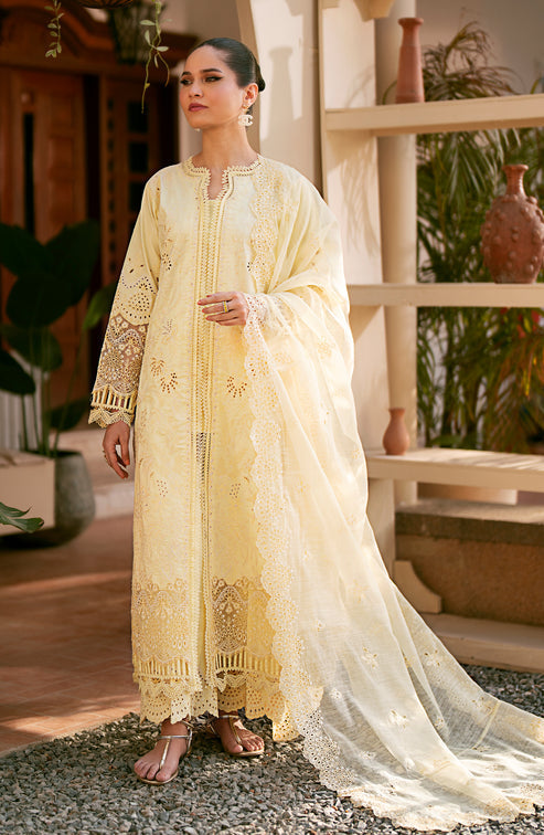 Emaan Adeel ADARA outfit — front view