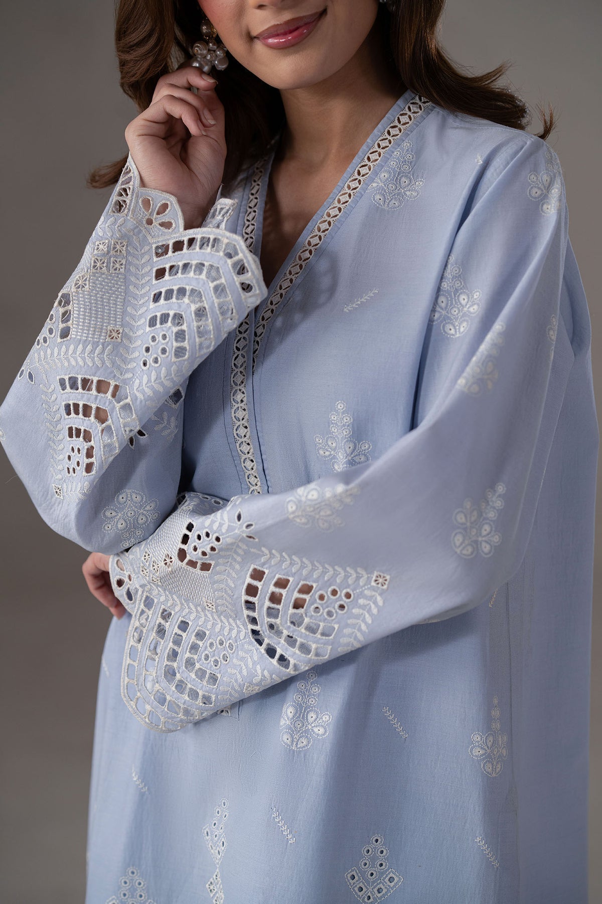 Akbar Aslam | Pret Lawn | Misty