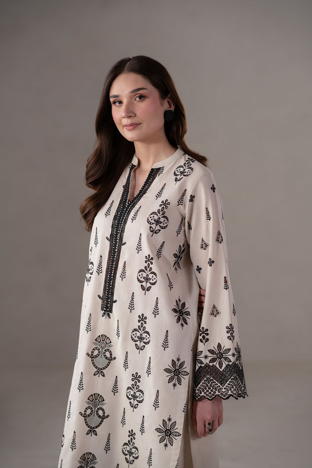 Akbar Aslam | Pret Lawn | Slate