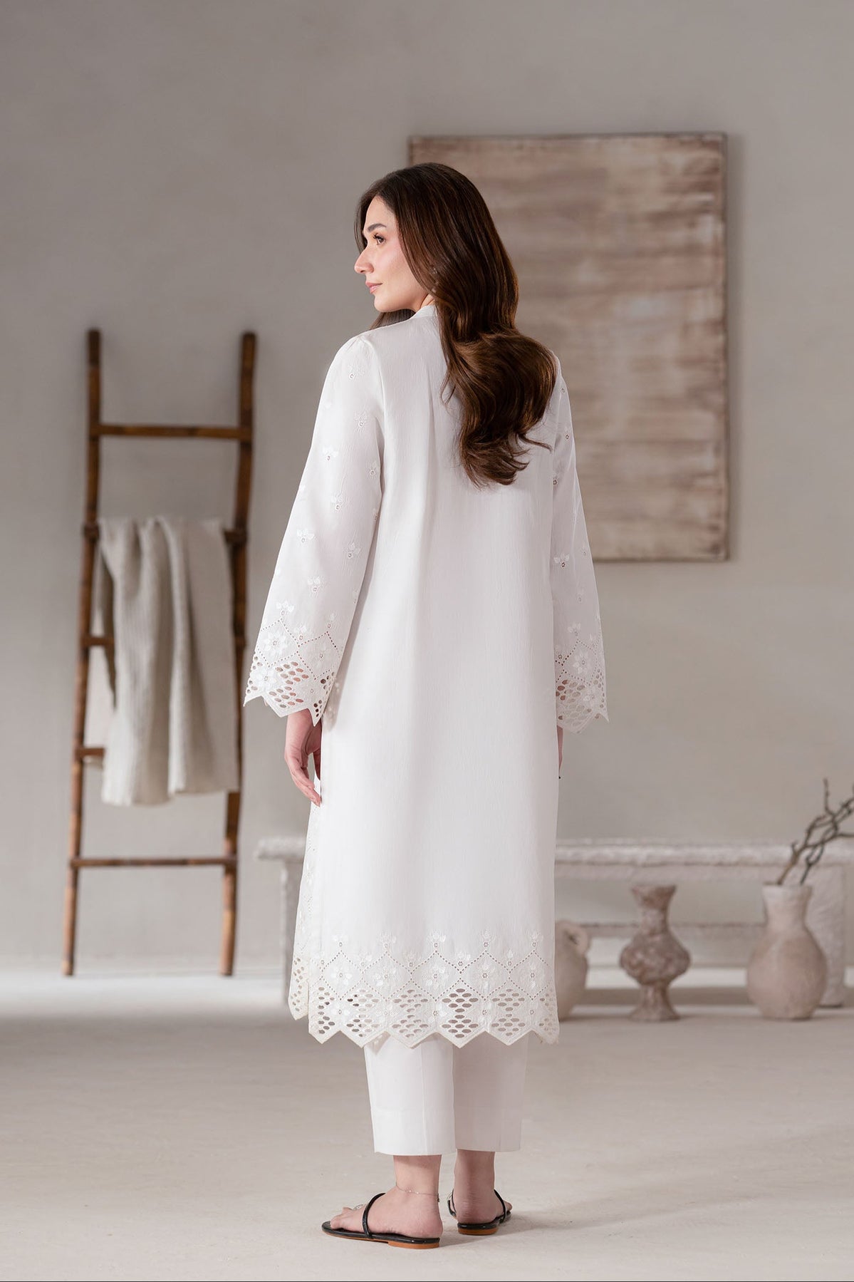 Akbar Aslam | Pret Lawn | Frost