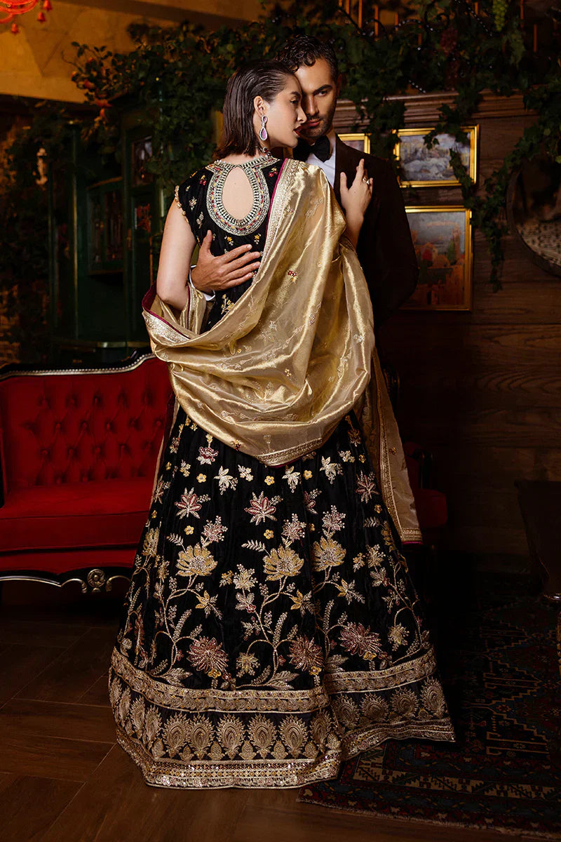 MUSHQ__Whispers of Yesterday - House Of Hania