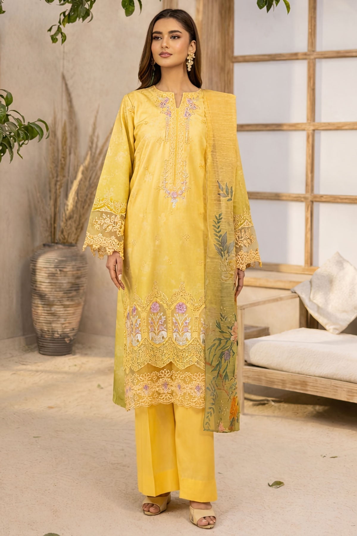 Motifz | Amal Lawn 26 | 5818-REGALIA - House Of Hania
