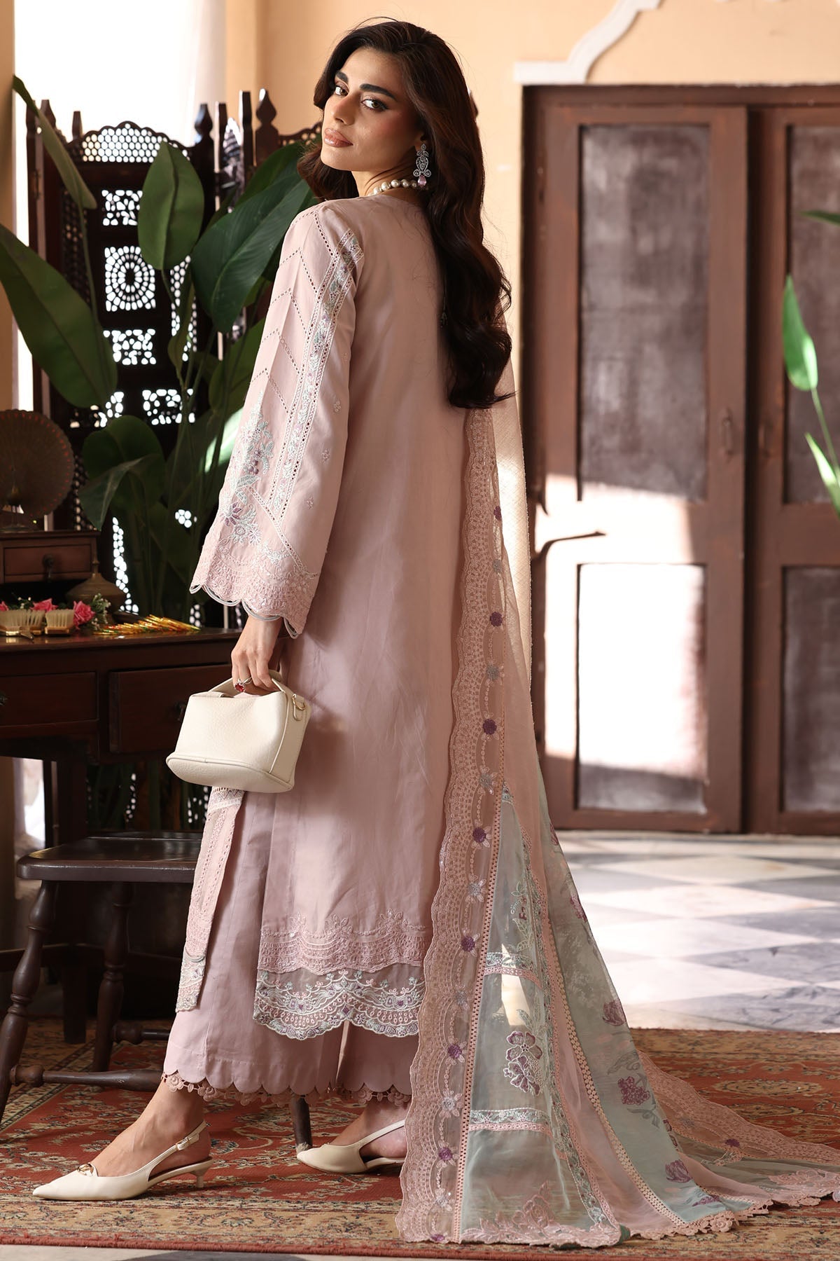 Motifz | Premium Lawn 26 | 5916-CLEO - House Of Hania