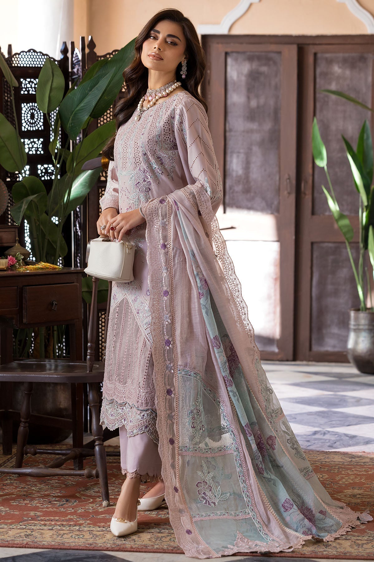 Motifz | Premium Lawn 26 | 5916-CLEO - House Of Hania