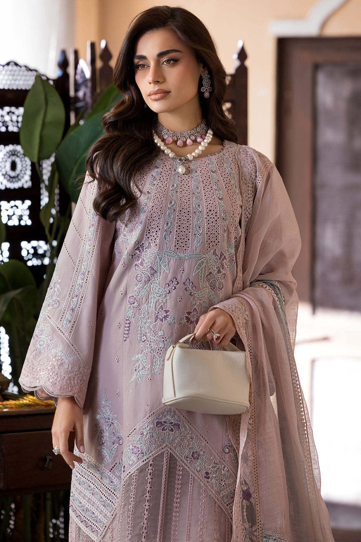 Motifz | Premium Lawn 26 | 5916-CLEO - House Of Hania