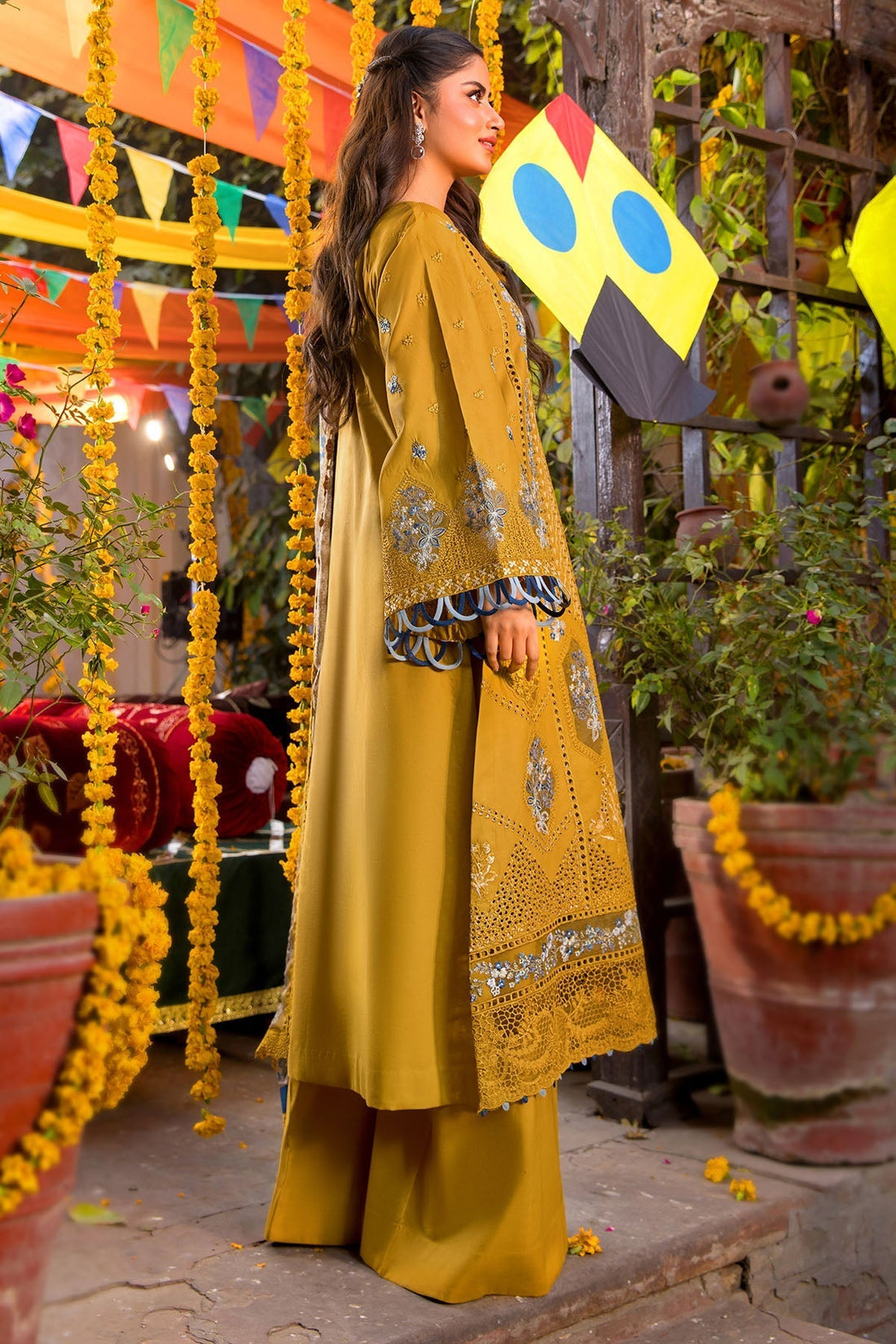 Motifz | Premium Lawn 26 | 5937-ARABELLA - House Of Hania