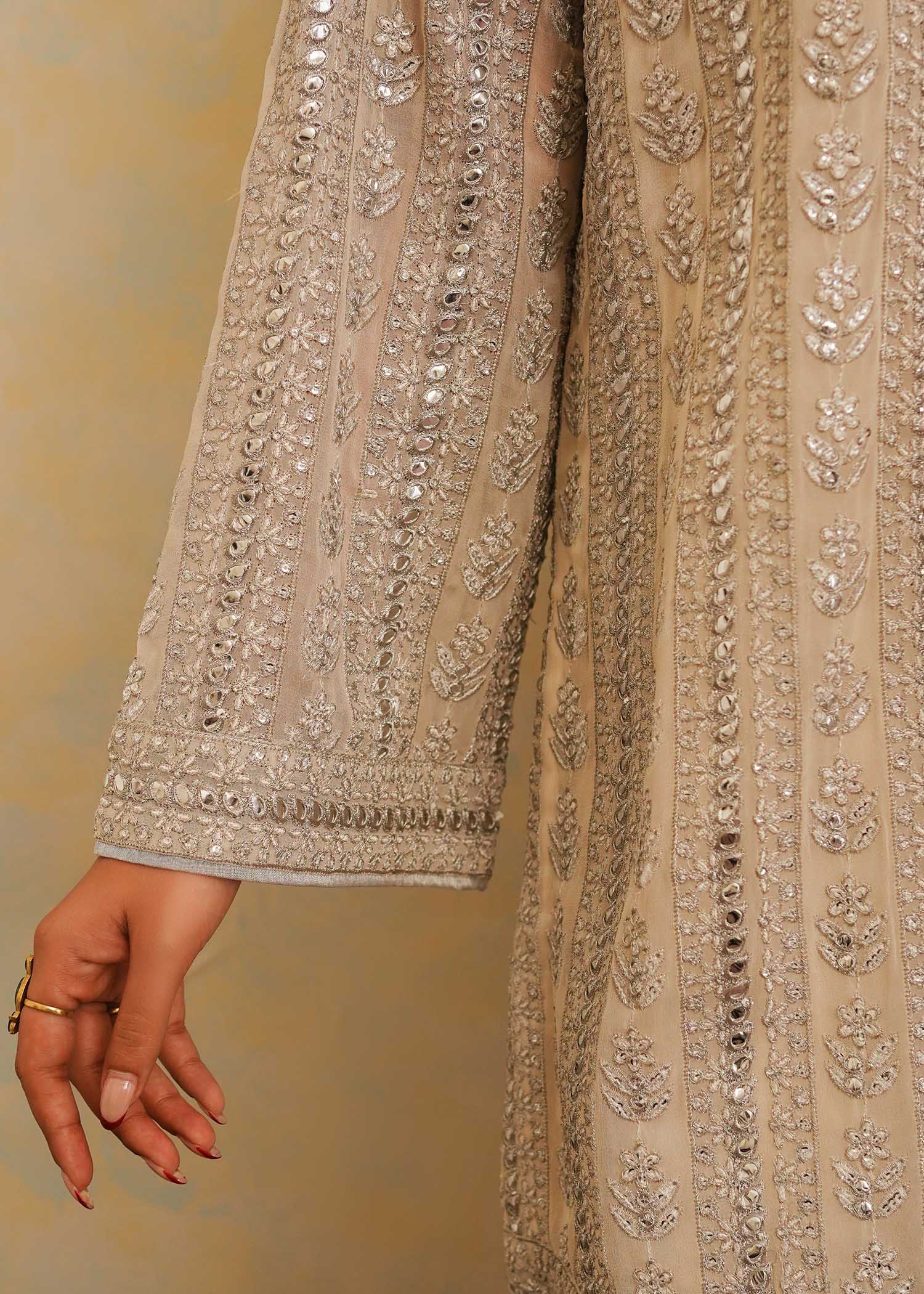 Mahgul | Eid Edit 2024 | Crushed Silver - House Of Hania