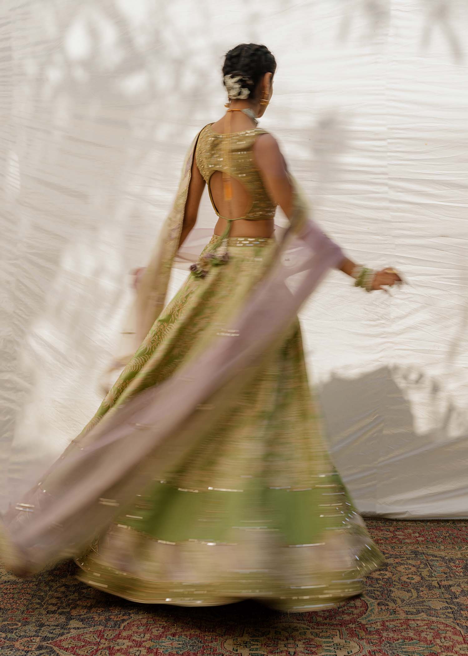 Mahgul | Eid Edit 2024 | Mirrored Screen - House Of Hania