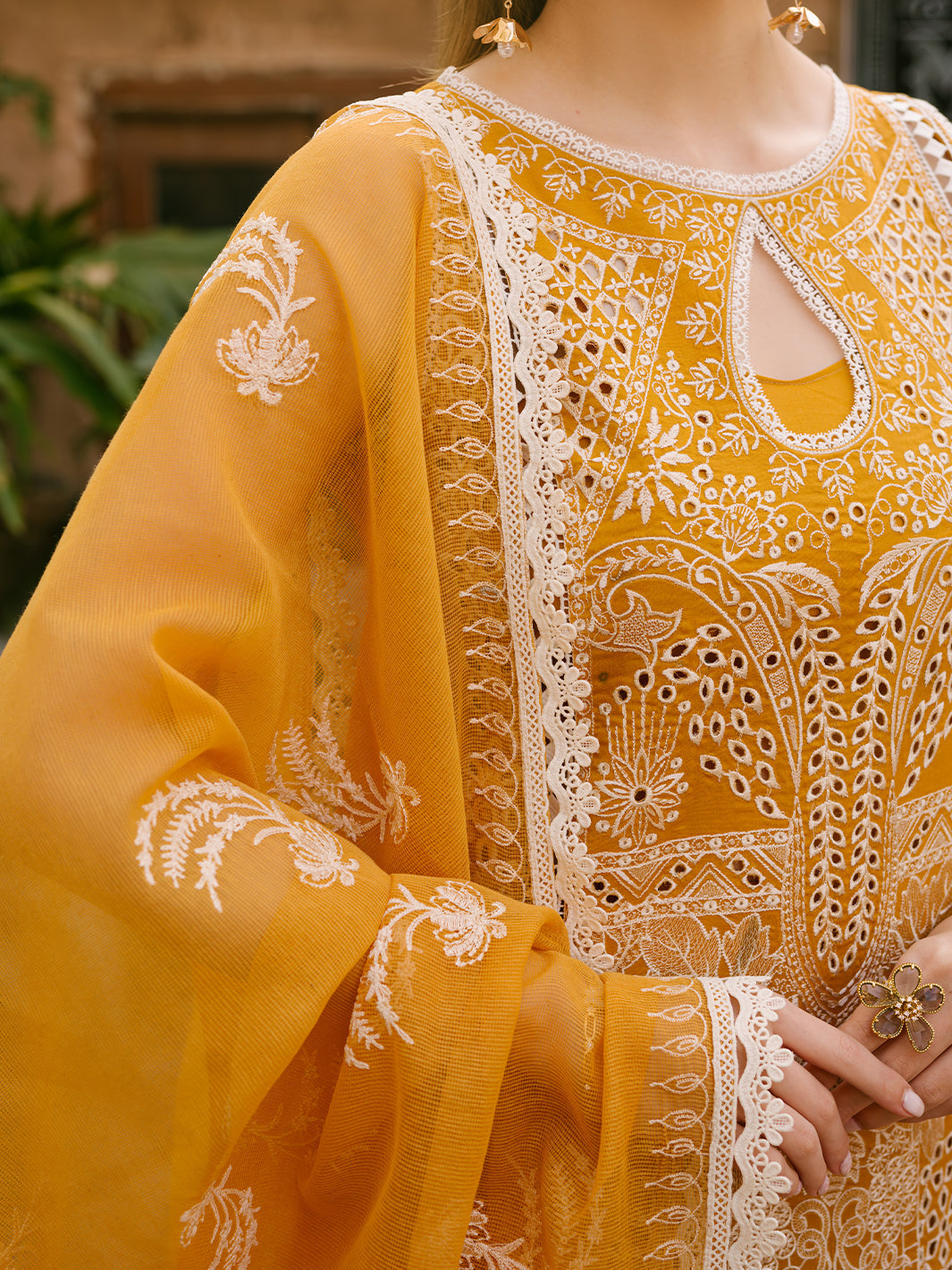 Mahnur | Mahrukh Eid Edit 24 | SUNFLOWER - House Of Hania