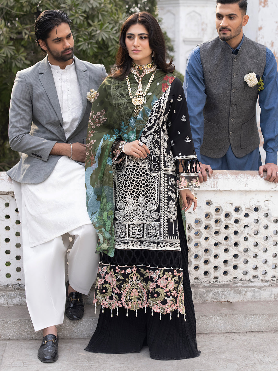 Mahnur | Mahrukh Luxury Lawn 24 | CAMELIA - House Of Hania