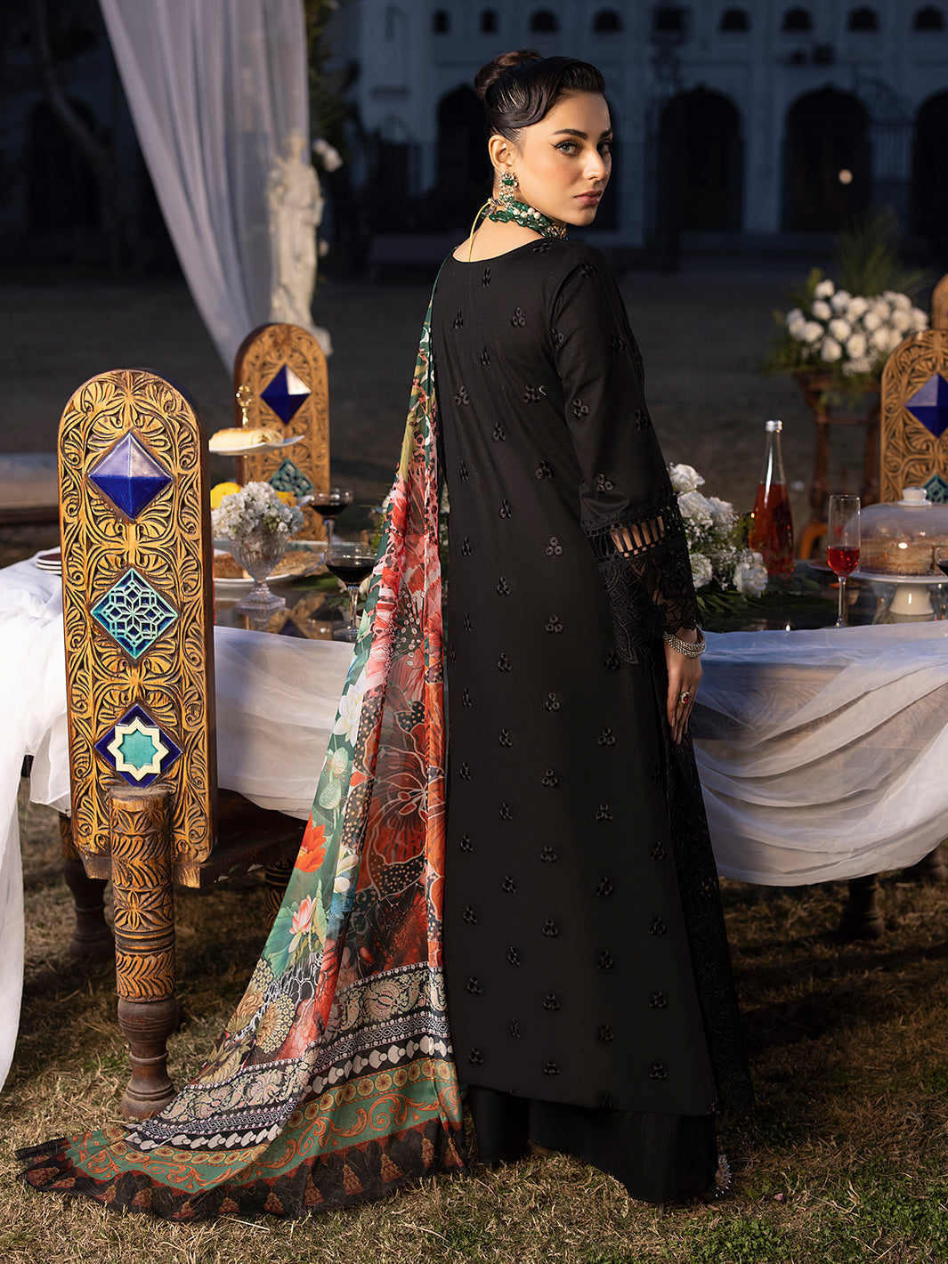 Mahnur | Mahrukh Luxury Lawn 24 | HEMAYAL - House Of Hania