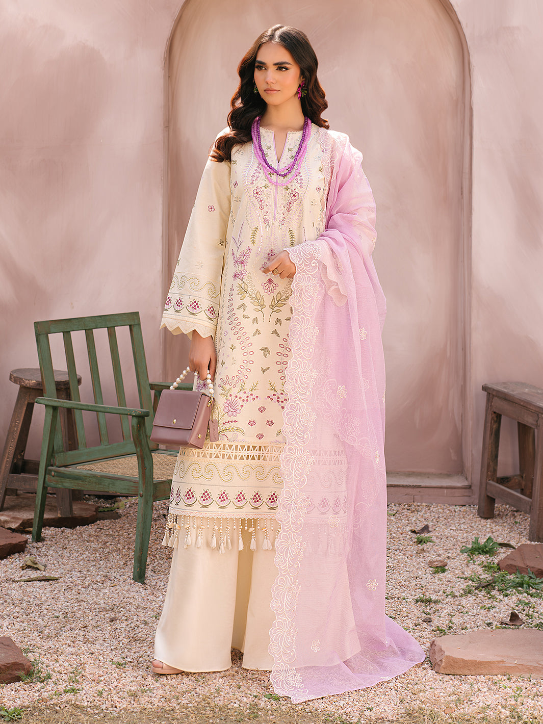 Mahnur | Masakali Luxury Lawn 24 | MK 01 - B - House Of Hania