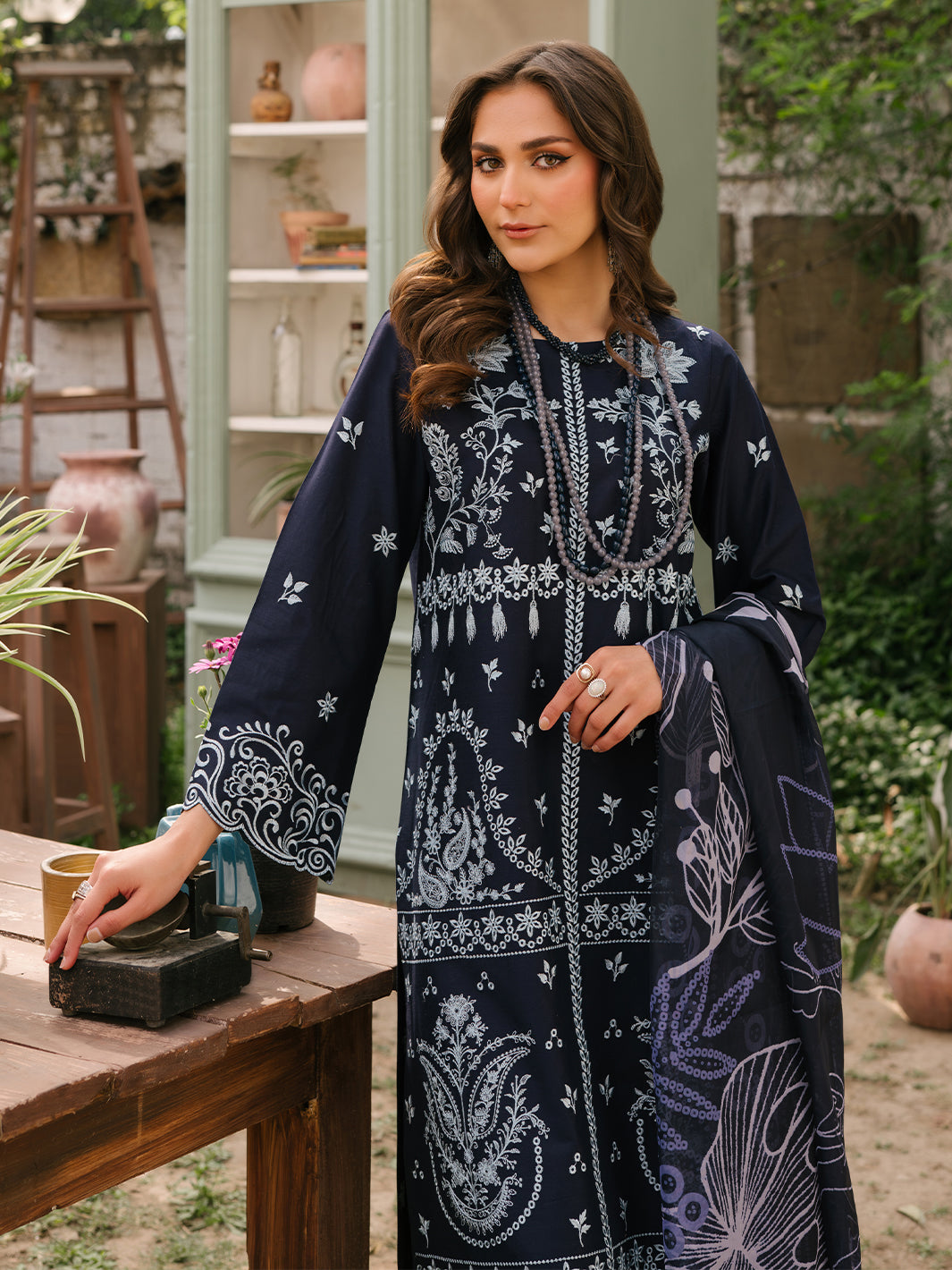 Mahnur | Masakali Luxury Lawn 24 | MK 03 - B - House Of Hania