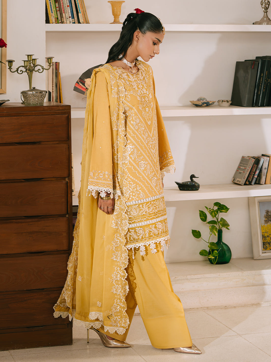 Mahnur | Shanaya Luxury Lawn 25 | Zunaira - House Of Hania