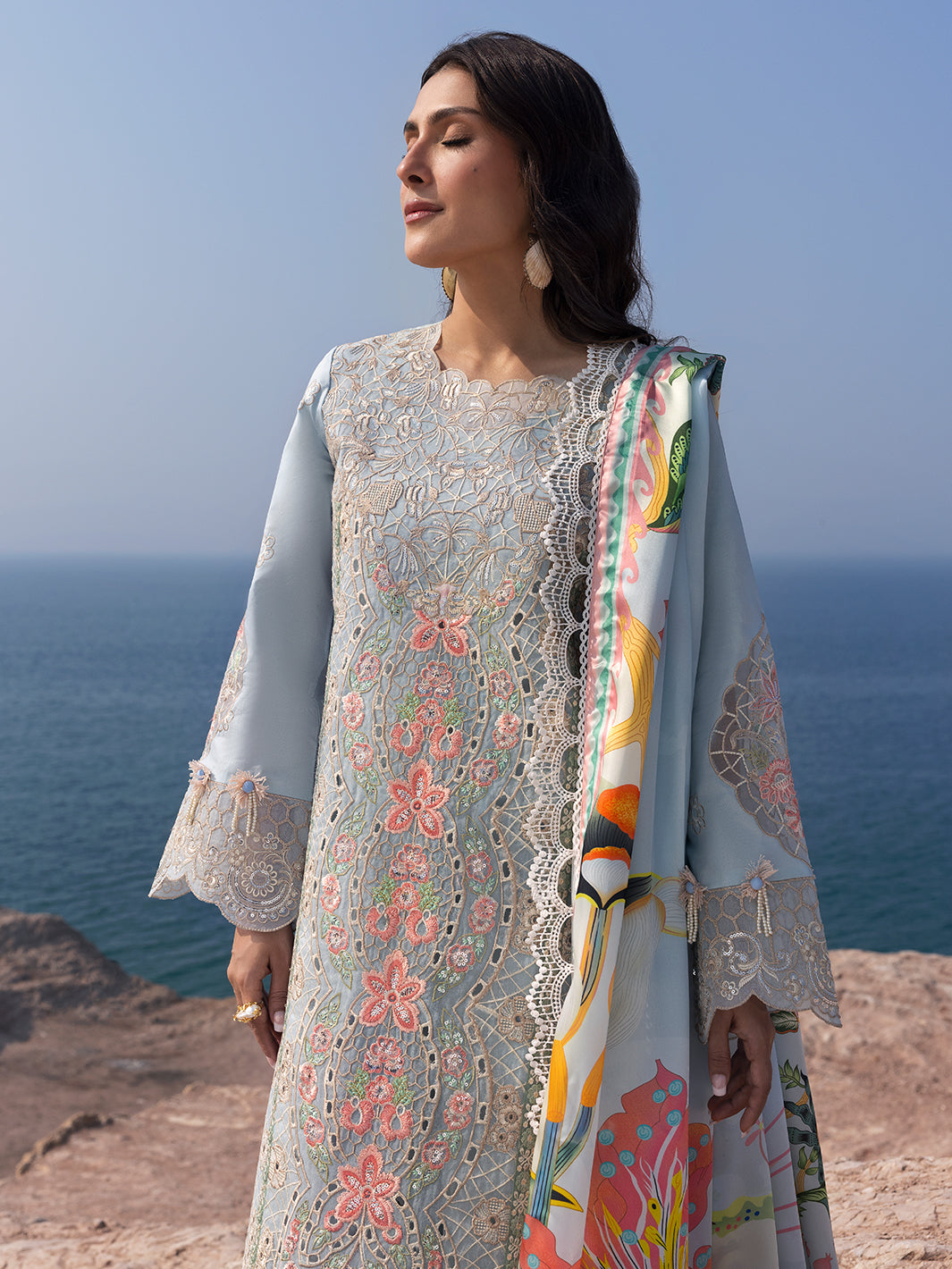 Mahnur | Sirena Luxury Lawn 25 | Luna - House Of Hania