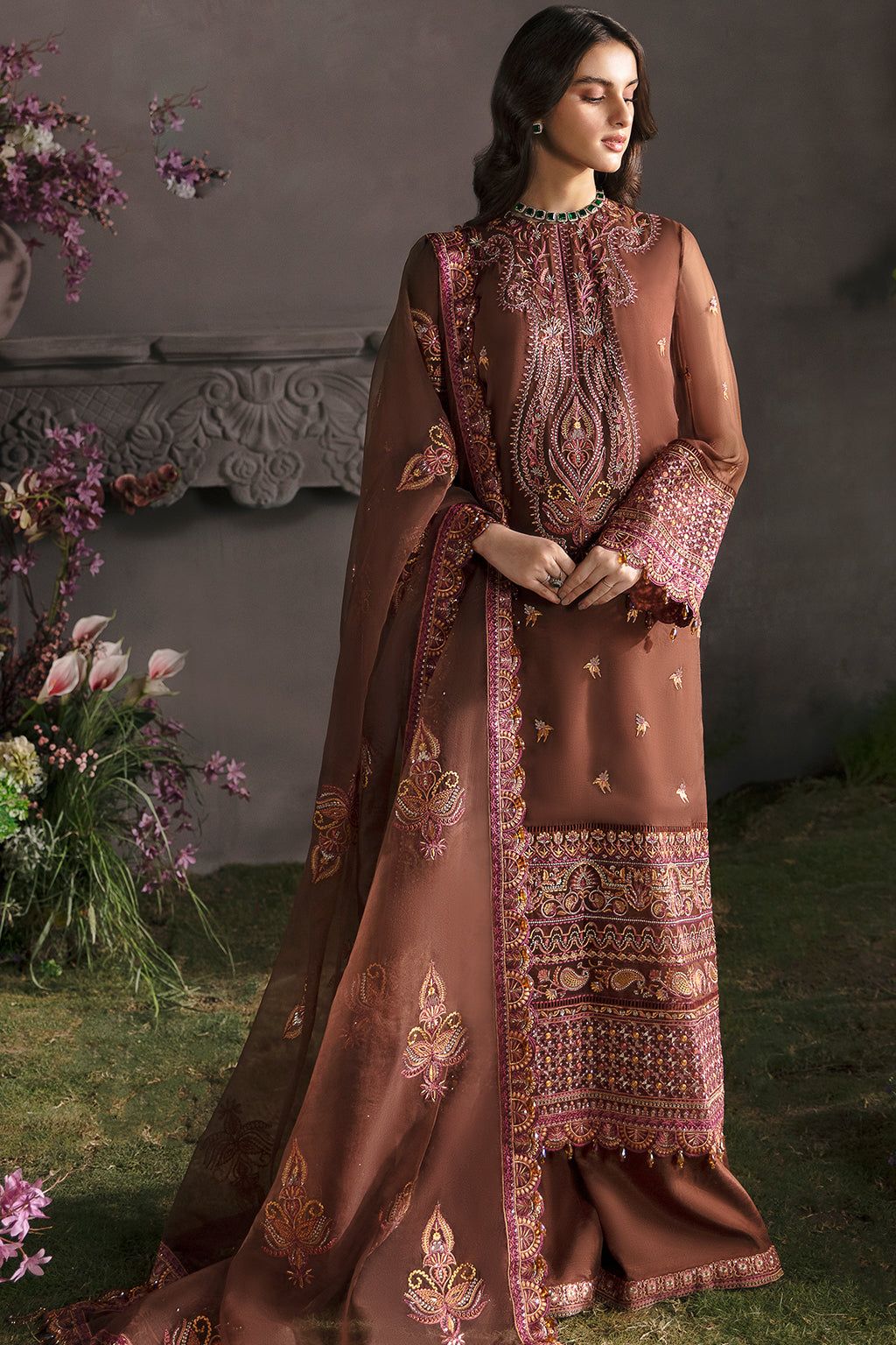 Mahogany - House Of Hania