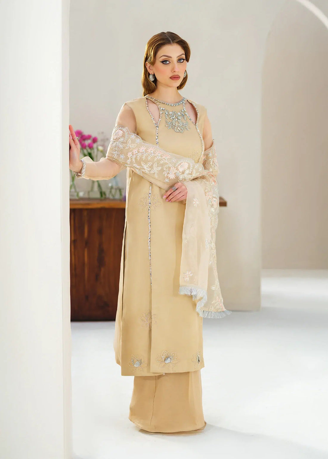 Mahum Asad | Forever and Ever Formals | Glow - House Of Hania